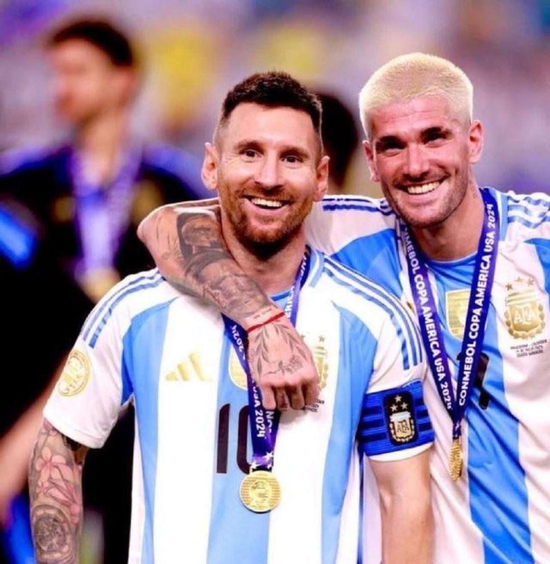 并最终以决 并最终以决