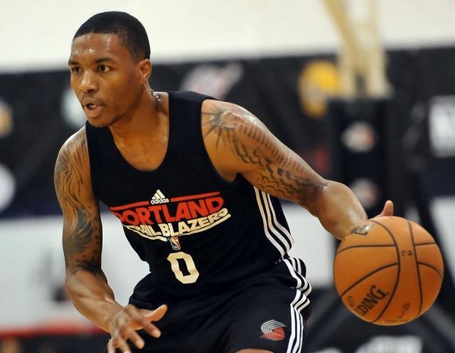 阶段遭遇两 阶段遭遇两