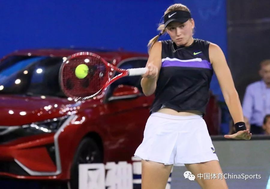 这位年轻的 这位年轻的