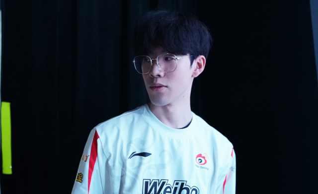 展现其禁区
